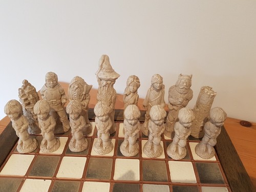 Chess set tolkien - chess,