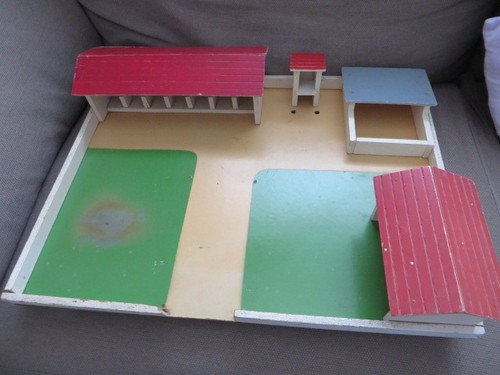 Vintage wooden toy farmyard - wooden,