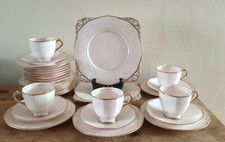 Tuscan Plant Pink Tea Set