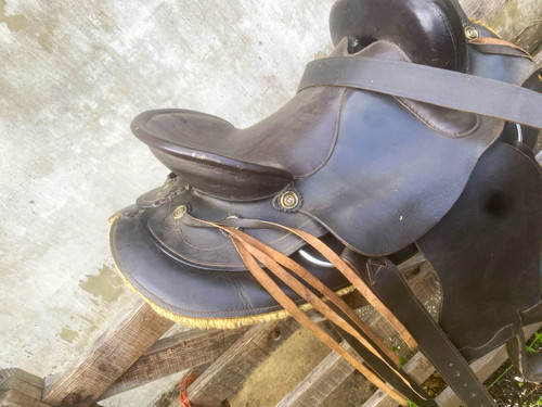 Black leather western horse - black,