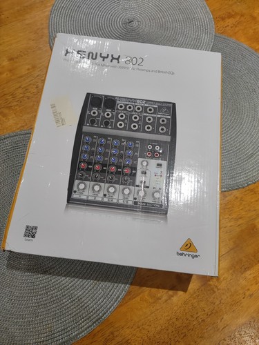 Behringer xenyx 802 - behringer,