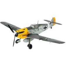 1:48 Scale Tamiya Messerschmitt BF 109 -4/7 Trop Plastic Model Kit 61063