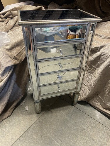 Venetian mirrored side - side, table