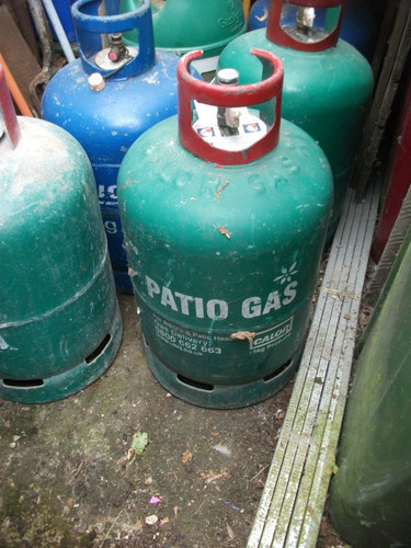 Patio gas bottle calor - bottle, by