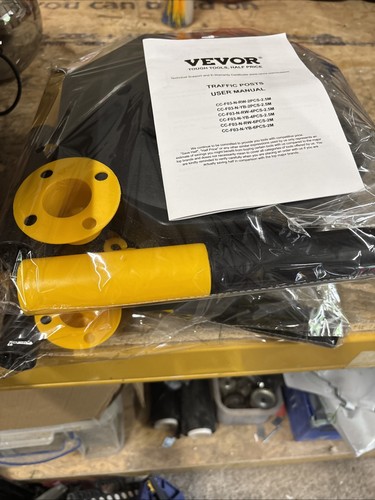 Depot plastic post and chain