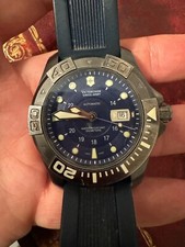 VICTORINOX Automatic