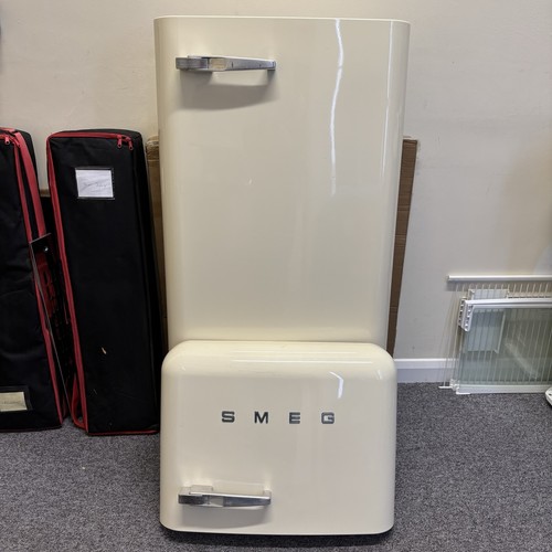 Smeg fridge freezer door - freezer,