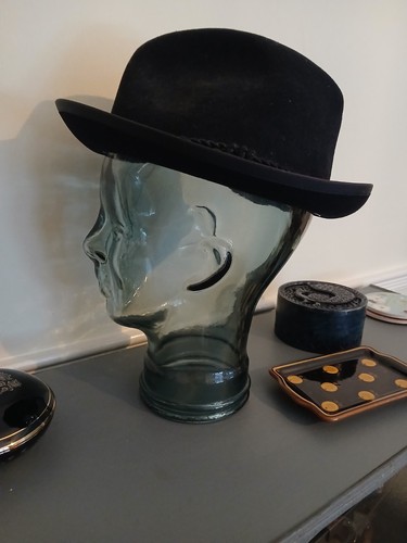 Glass head display - glass,