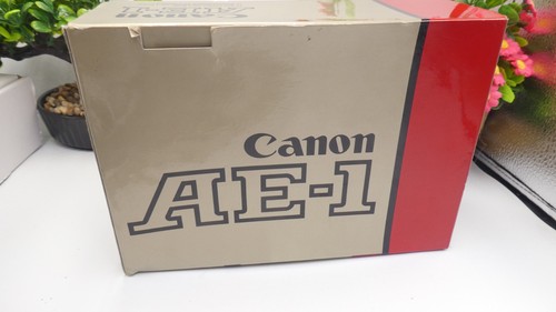 Boxed canon mint - canon,