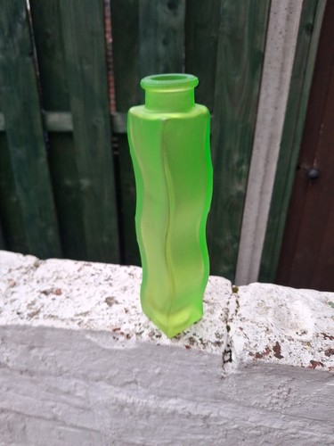 Ikea skamt green - green, wavy