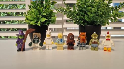 Lego minifigures lot 8 - lego,