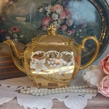 Sadler Gold Lustre Teapot Cube