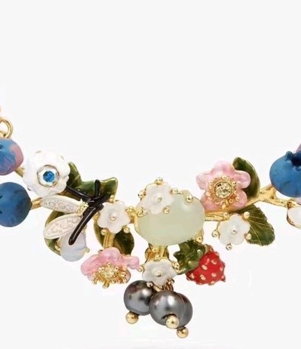 Les nereides berry and flower - les,