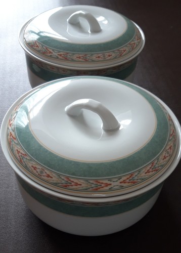 Wedgwood aztec dinner - dinner, service