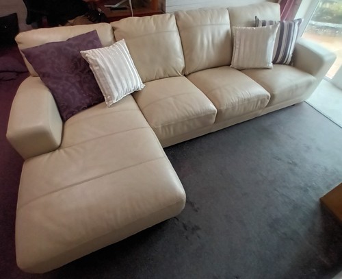 Right hand chaise sofa - right,