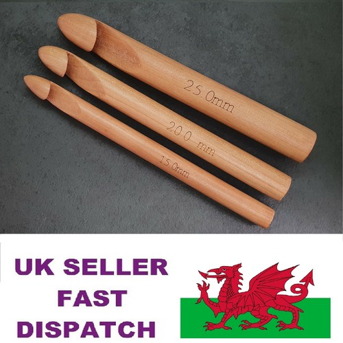Large bamboo crochet hooks - large,