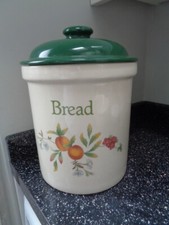 CLOVERLEAF PEACHES BREAD CROCK