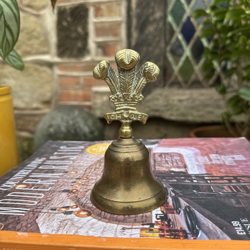 Vintage brass small bell table - brass,