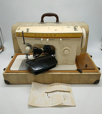 Singer Fashion Mate 368 Electric Sewing Machine, Tested/Working + Accessories