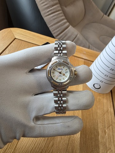 Ellesse 200m diver style watch - ellesse,