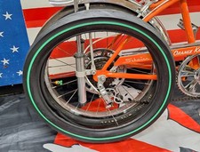 🍏 20" Green line Slick Tire