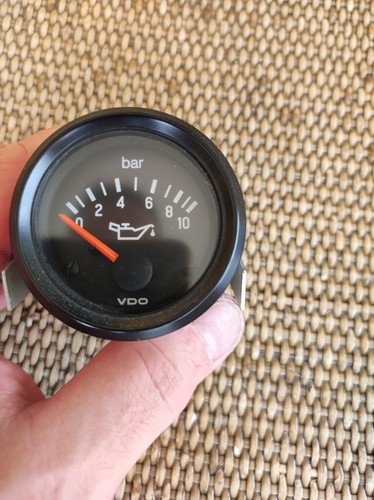 Vdo car oil pressure gauge - vdo,