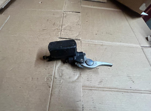 2000 honda cbr 1100 - 2000,