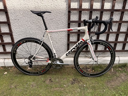 Cervelo carbon road bike - road,