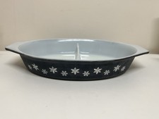 PYREX Black Snowflake Vintage