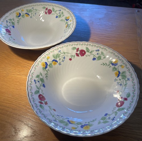 Pair trade winds tableware - of,