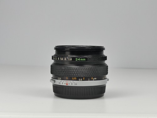 Olympus zuiko 24mm - h.,
