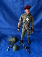 Pedigree Tommy Gunn Para