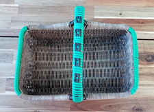 Lovely Vintage Wicker Cane