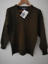 BNWT Vintage Guernsey Woolens Traditional  Knitwear Green Jumper Size 40" * NEW