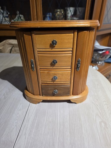 Vintage wooden jewelry box - jewelry,