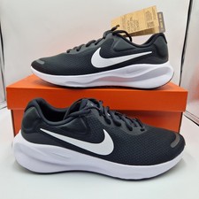 Nike Revolution 7 Black White