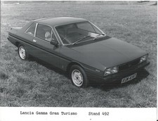 LANCIA GAMMA COUPE GRAN TURISMO PUBLICITY B/W PHOTOGRAPH