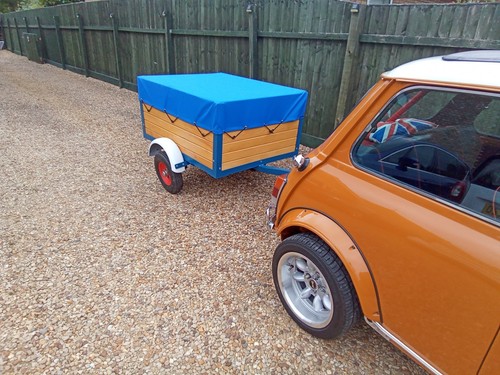 Camping trailer - x,