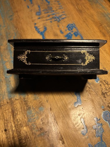 Vintage musical jewelry box - musical,