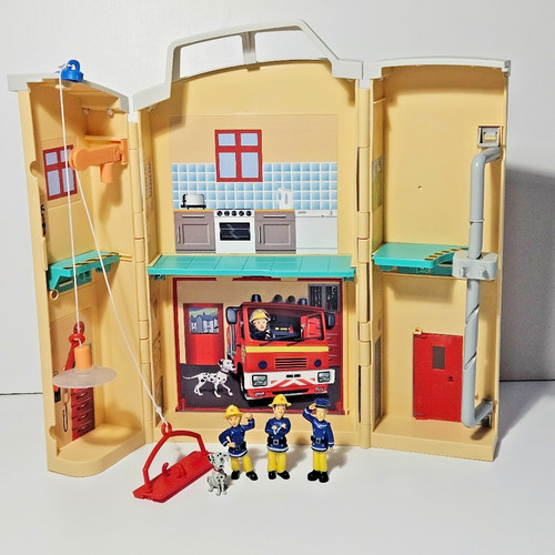 Fireman sam fire rescue - fireman, centre