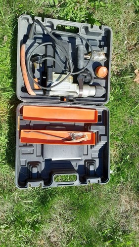 Heavy duty hammer drill - duty, corded
