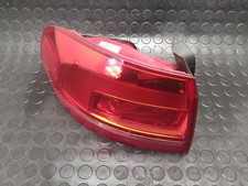 VOLKSWAGEN PASSAT Tail Light