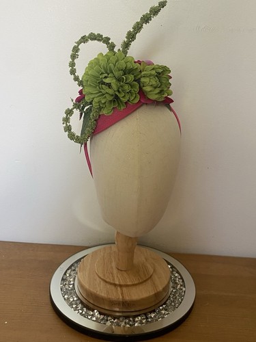 New magenta pink green - green, roses