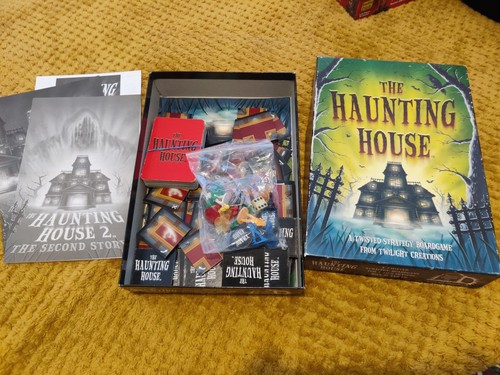 The haunting house board - house, game