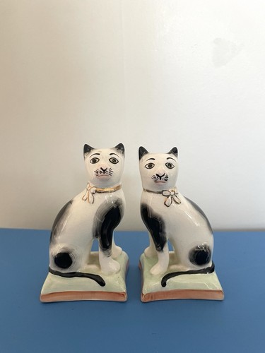 Pair small staffordshire - pair,