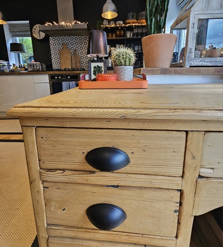 Cute very rustic - cute,