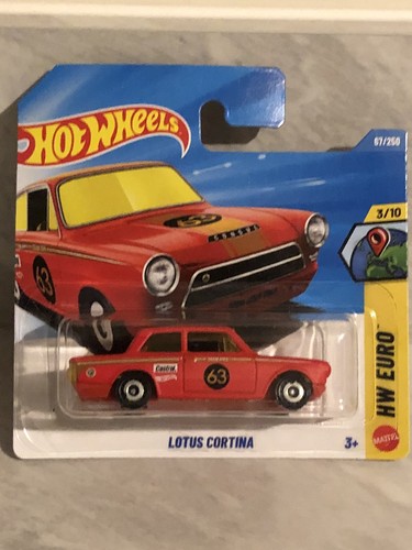 Lotus cortina red hot wheels - hot,