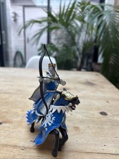 PAPO  Knight On Horse Action