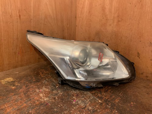 Toyota avensis headlight - avensis,