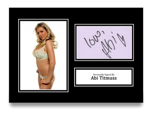 Abi titmuss hand - titmuss,
